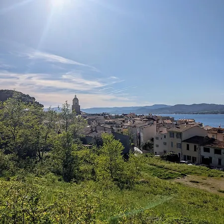 Superbe 3 Pièces 4 étoiles Plein Centre 70m Du Port *